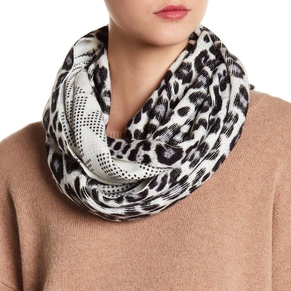 Michael Kors Accessories - NWOT Leopard Print & Logo Infinity Scarf